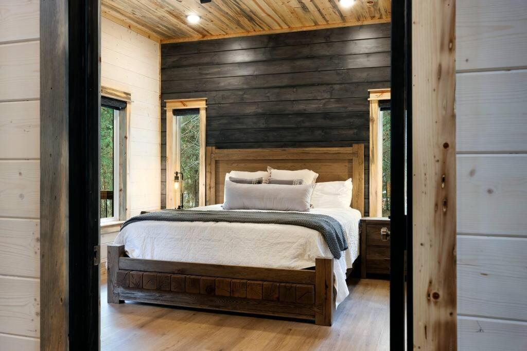 Lone Pine Lodge. Brand New! 2 Bedroom Luxury Cabin. Broken Bow Exterior photo