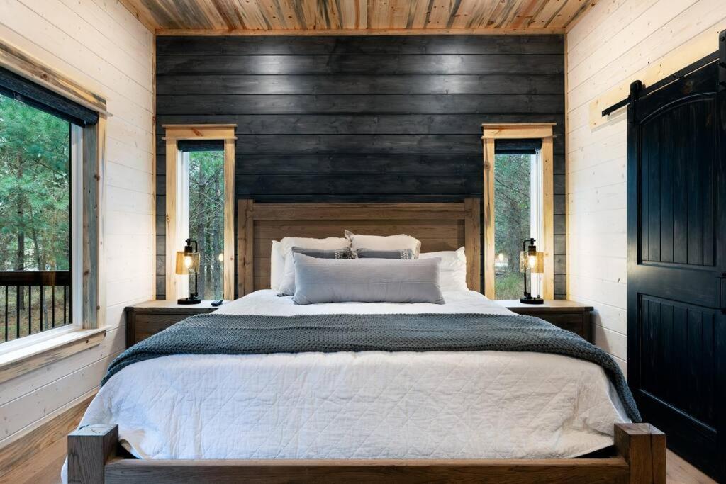 Lone Pine Lodge. Brand New! 2 Bedroom Luxury Cabin. Broken Bow Exterior photo